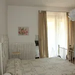 La Poeta Bed & Breakfast