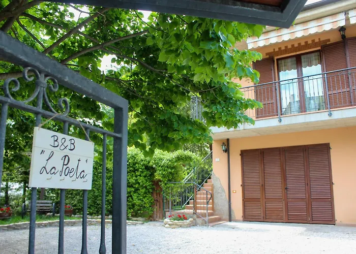 Bed & Breakfast La Poeta 3*